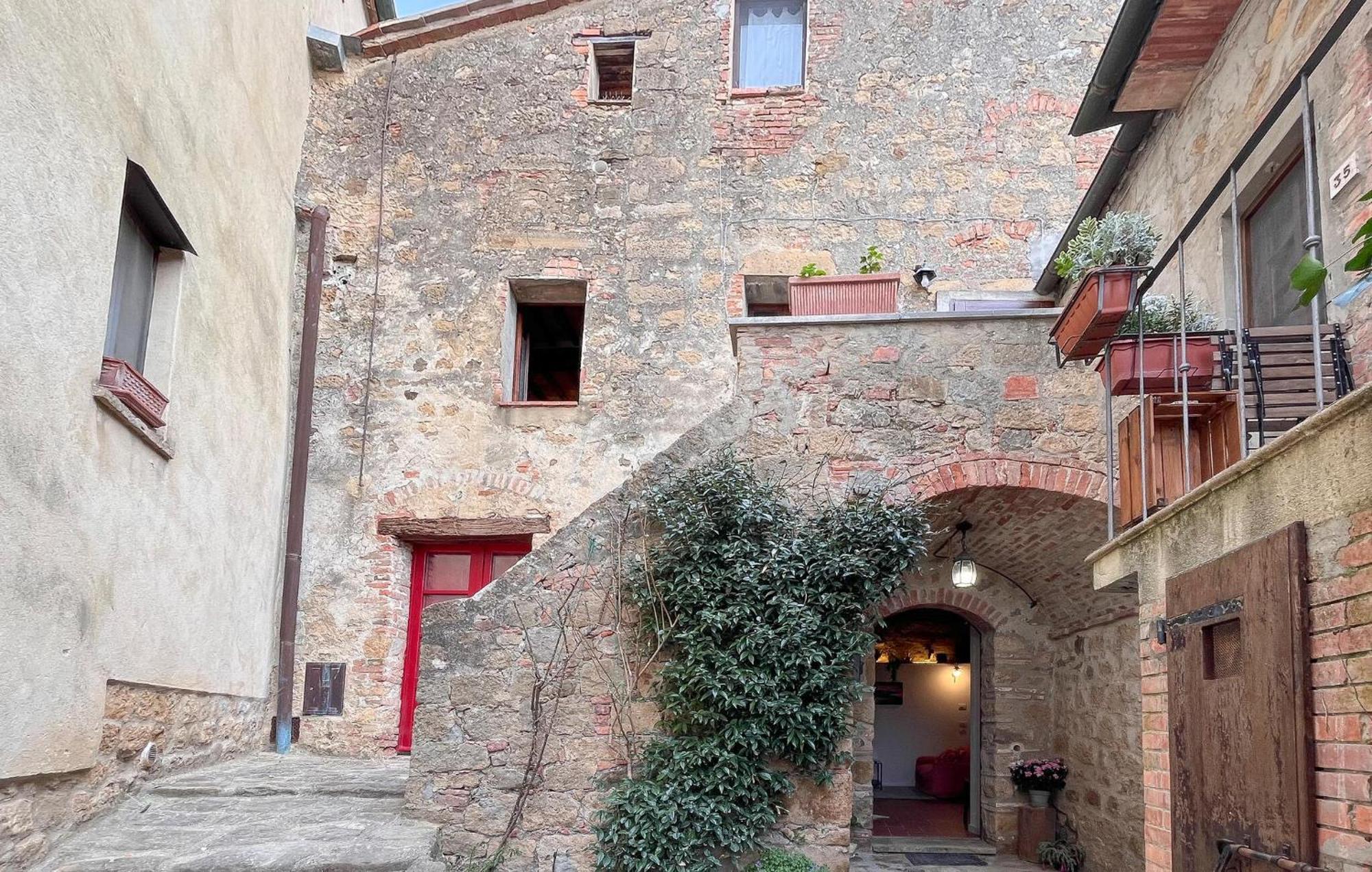 Cozy Apartment In Monticchiello With Wi-Fi エクステリア 写真